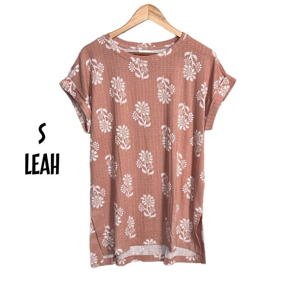 NWT S TUNIC TOP, LuLaRoe Leah - Picture 1 of 3